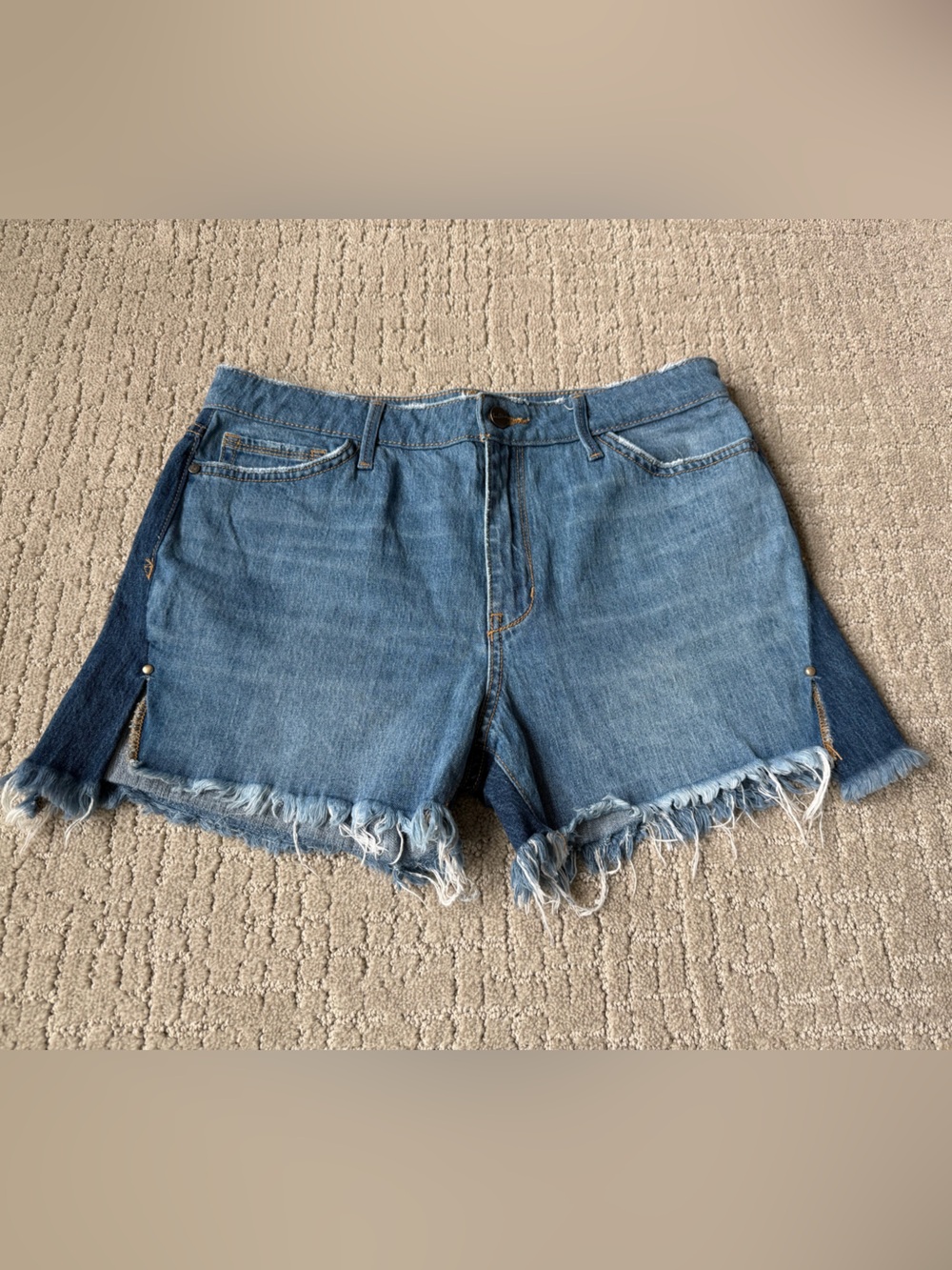 Sam Edelman Two Tone Blue Frayed Hem Denim Jean Shorts Size 29